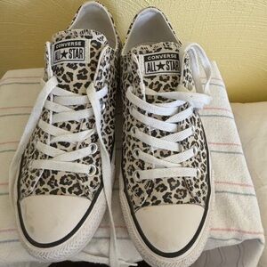 Converse Low Top Sneakers - Leopard Print White/Tan/Black